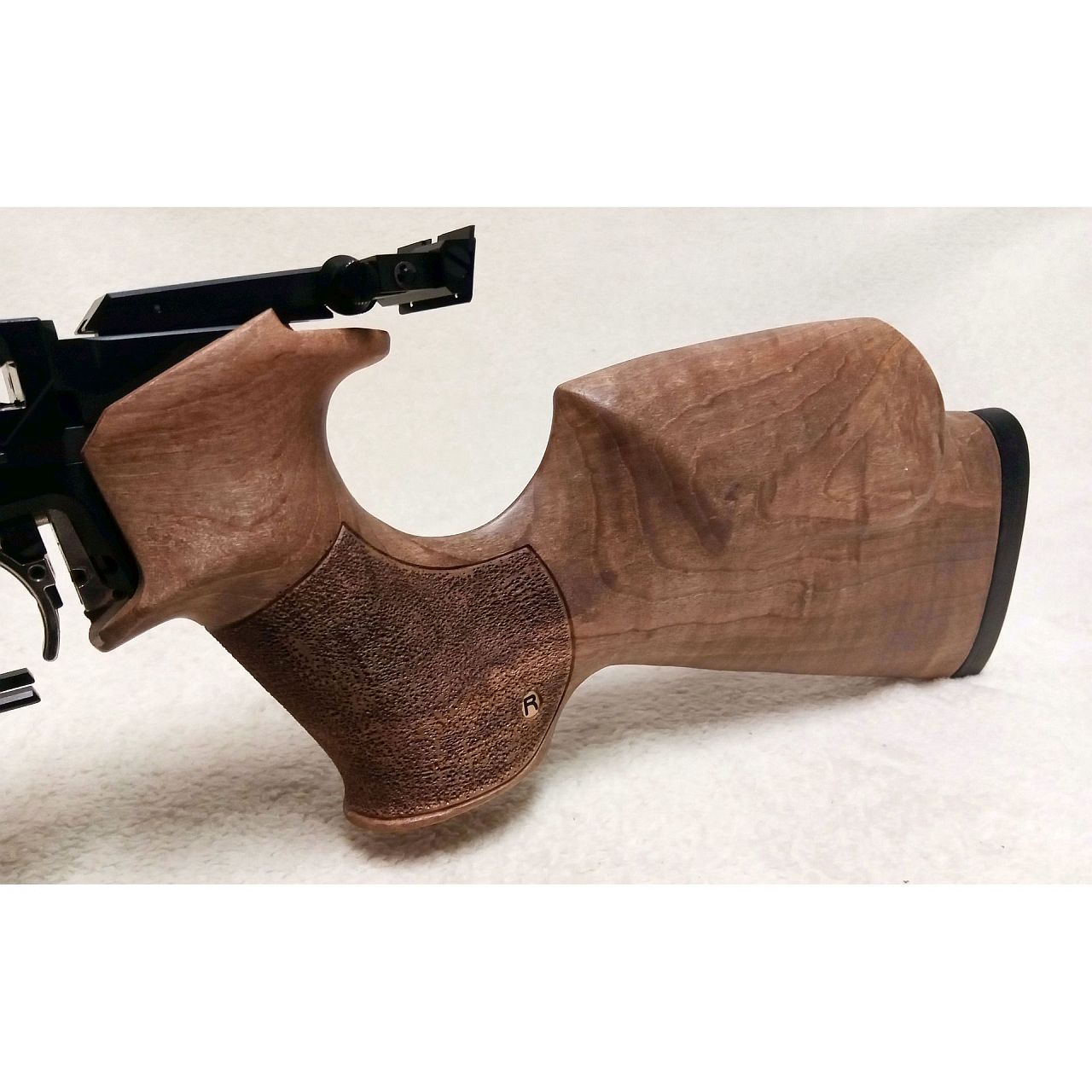 Shoulder stock for handguns